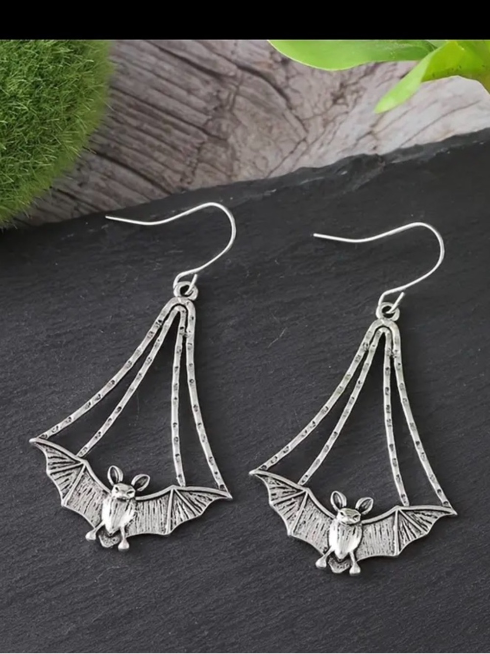Silver Dangle Earrings NWT 🦇